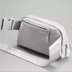 Lululemon Wordmark Everywhere Belt Bag 1L